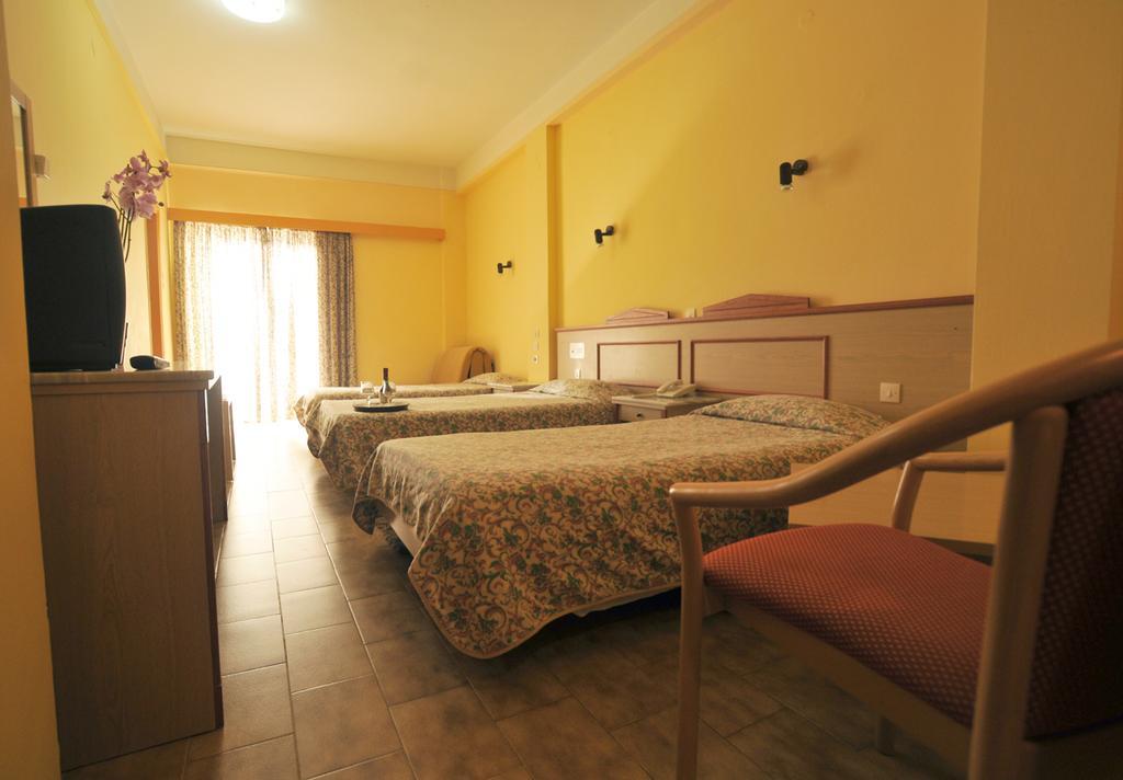 Ilis Hotel Olimpia Exterior foto